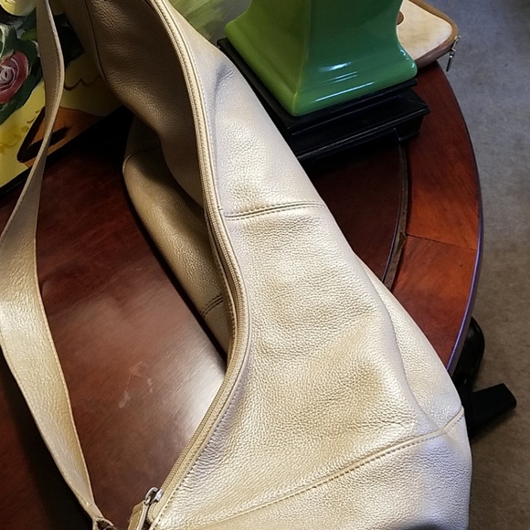 Kate Landry large hobo bag - Picture 5 of 7